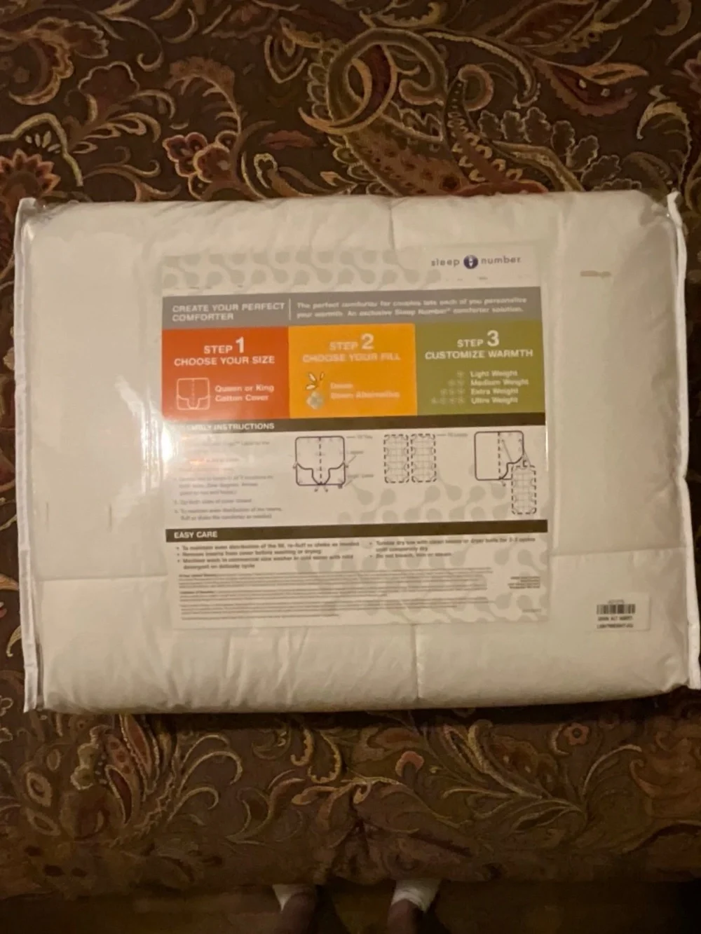 Sleep Number- 2 Half King Comforters, use apart or zip together as one King. (Or